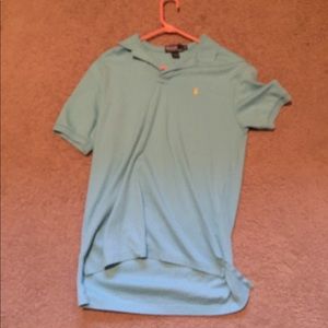 Men’s light blue polo